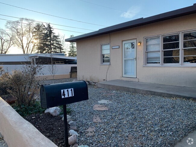 Building Photo - Downtown Santa Fe Rental