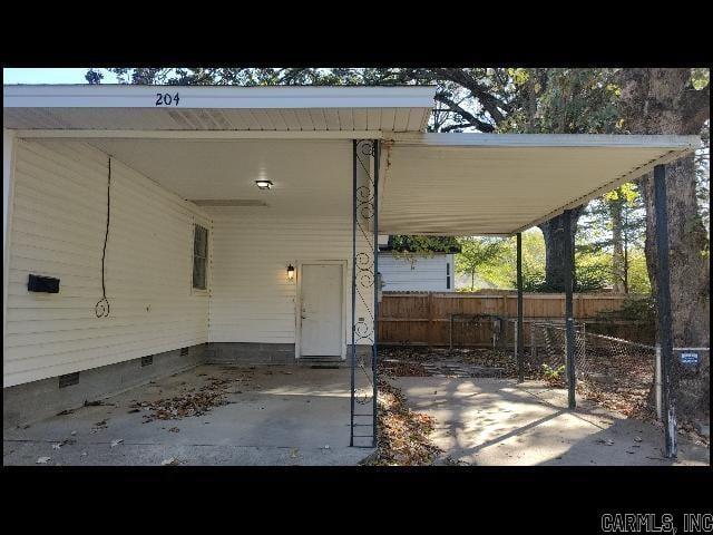 Photo - 204 Dobbs St