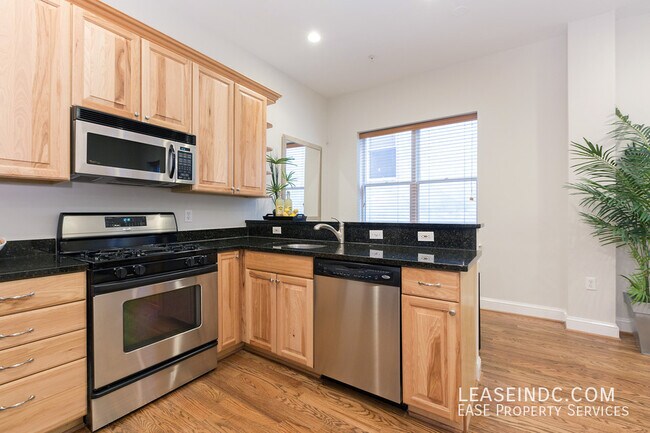 Photo - 1417 Chapin St NW Unit #505
