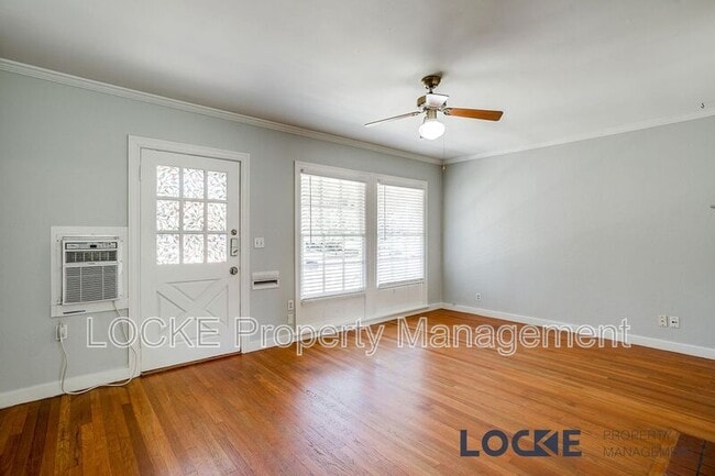 Photo - 4328 Calmont Ave