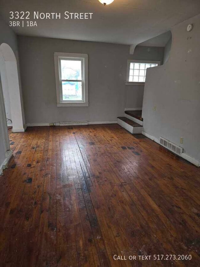 Photo - 3322 North St