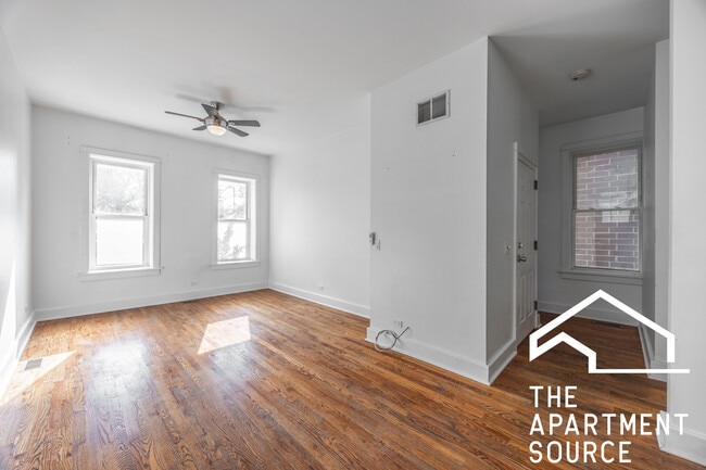 Building Photo - 1822 S Throop St Rental