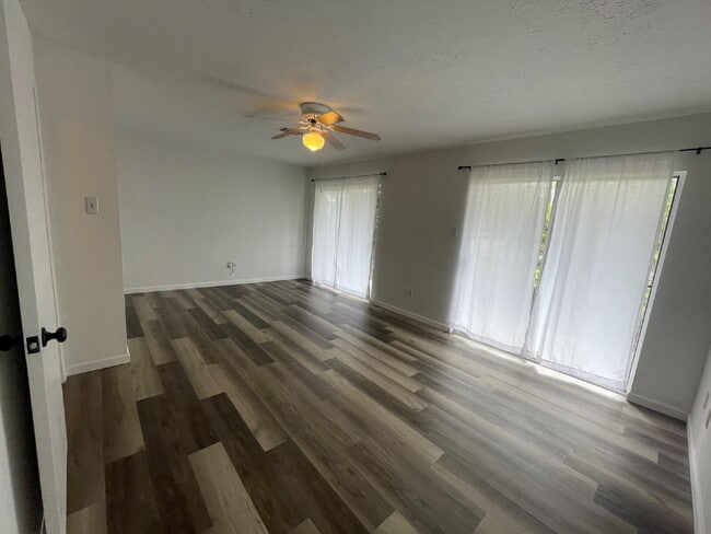 Photo - Enjoy living in Panorama Village and enjoy all it has to offer: 27-hole golf course, 3 city parks...