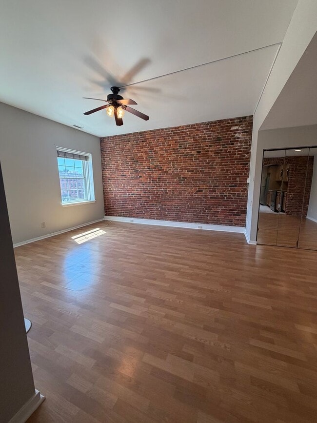 Photo - 102 Church St Unidad 404