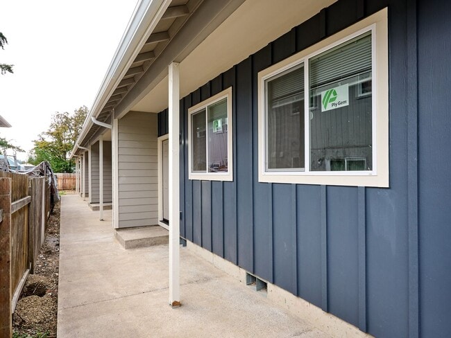 Photo - 1816 SW 17th Ave