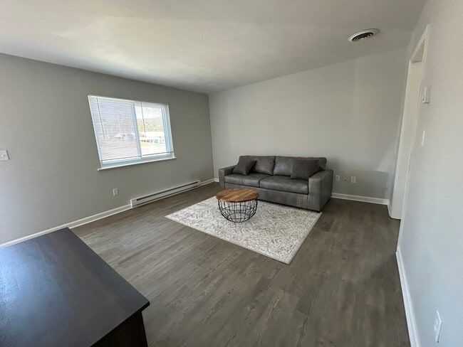 Photo - 3516 Garden City Blvd SE