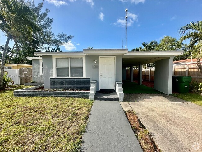Building Photo - 6034 SW 39th St Rental