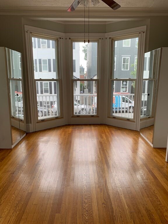 847 E 5th St Unit 1