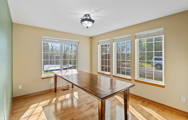 Photo - 10101 NE 55th Ave