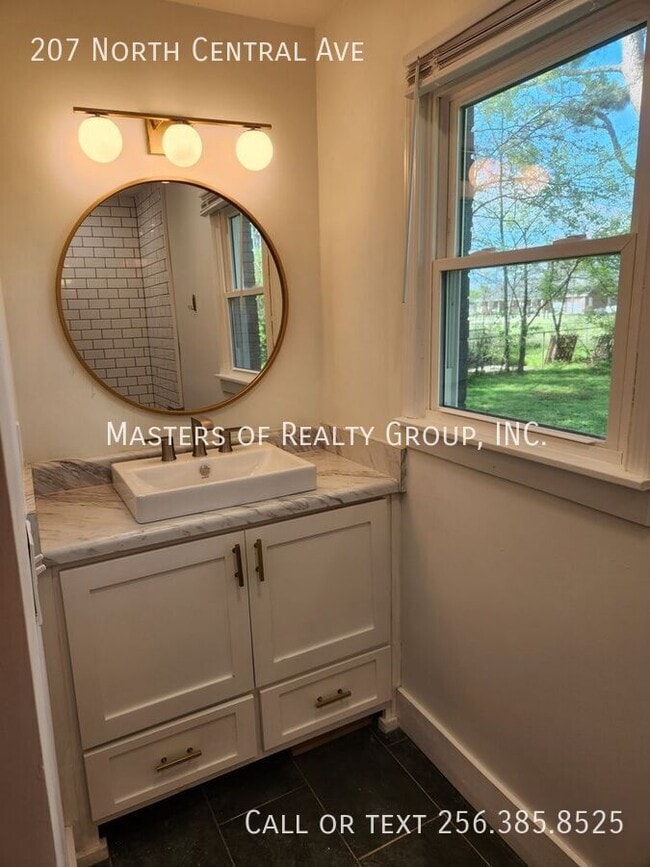 Photo - 207 S Central Ave