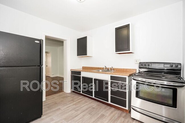 Photo - 1185 S 22nd St