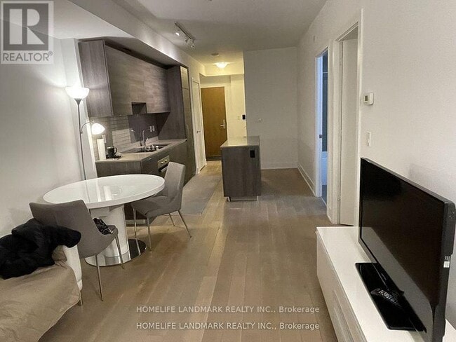 Photo - 200 Bloor St W Unit 1004