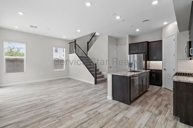 17144 N 50th Pl