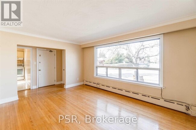 Photo - 35 Twenty Fourth St Unité Main