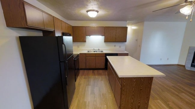 Photo - 1206 Eastport