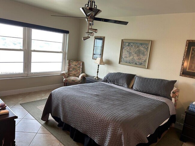 Photo - 2801 N Palm Aire Dr Unit 607