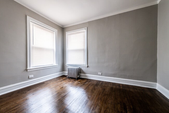 Photo - 6904-6906 S Cregier Ave 1745-1757 E 69th St Chicago, IL 60649