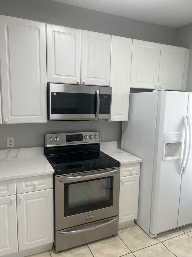 Photo - 2208 Castle Pines Dr