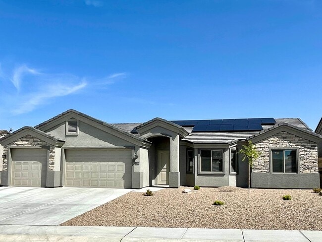Building Photo - Beautiful 3 Bedroom Home in Southern Vistas w/ Solar!