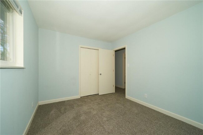 Photo - 1862 N Dexter St