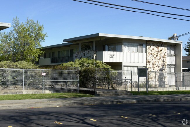 Photo - Palos Verdes Apartments