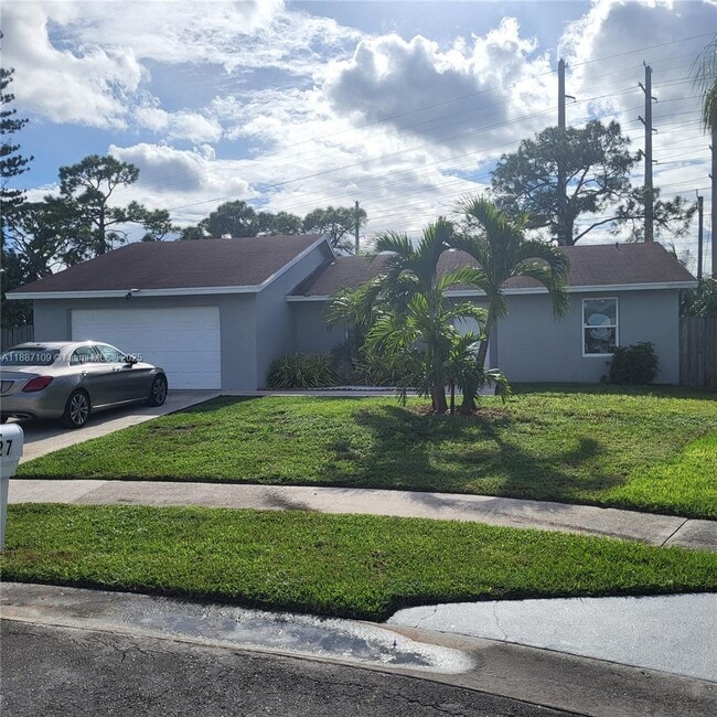 Photo - 127 Seagull Ct