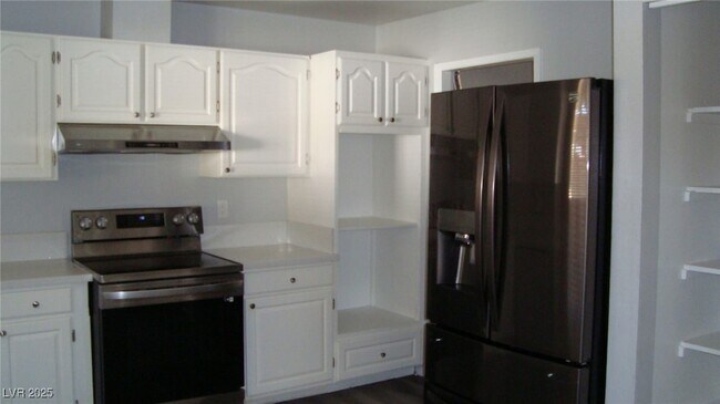 Photo - 5712 Stacey Ave