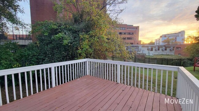 Photo - 9 Ratcale Ln