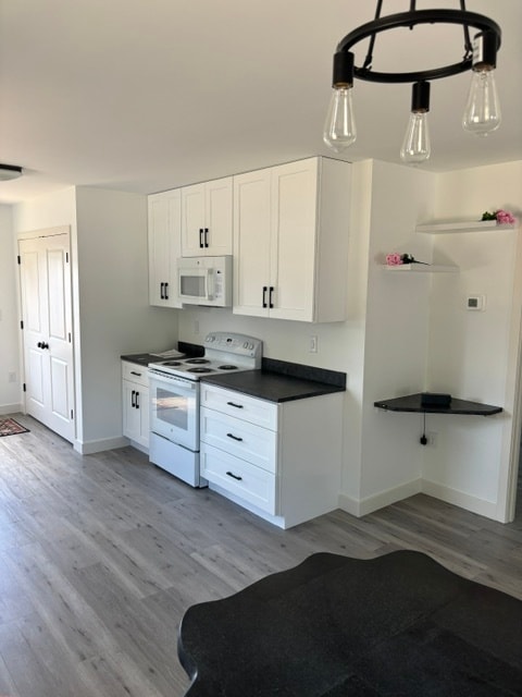 Photo - 6673 Eastbrook Ave SW