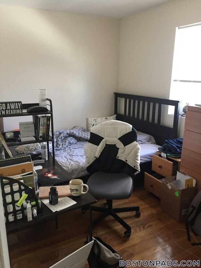 Photo - 34 Gardner St Unidad 22