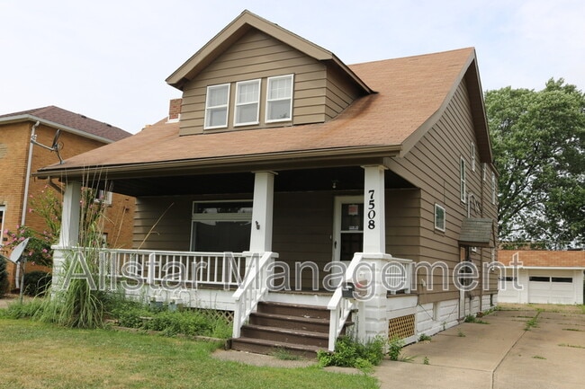 Photo - 7508 Theota Ave Unit Up