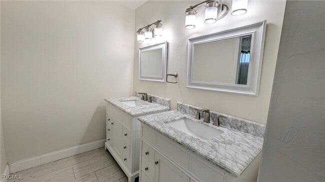 Building Photo - 1254 NW 37th Pl Rental