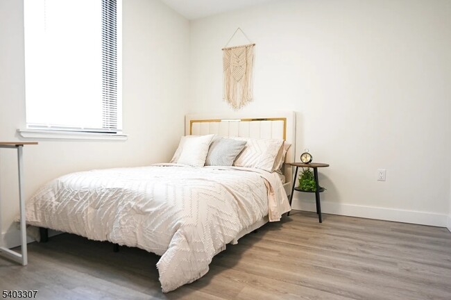 Photo - 49 S Day St Unit 302