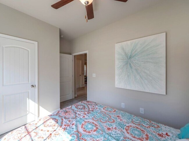 Photo - Single-Family Home for Lease below $2,000