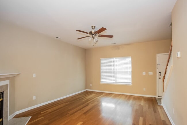 Photo - 1530 Ladora Dr