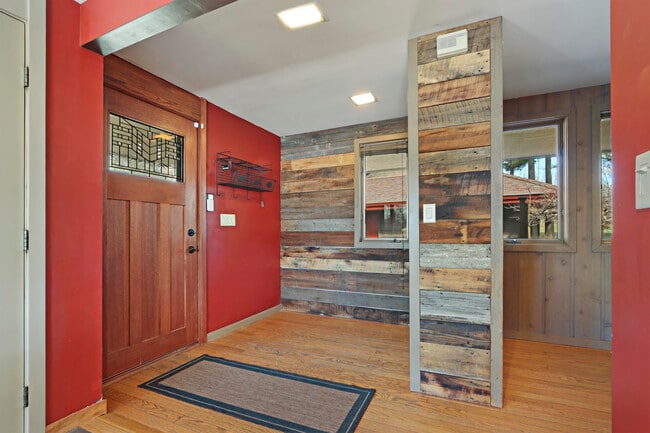 Photo - 6147 Taylor Ave