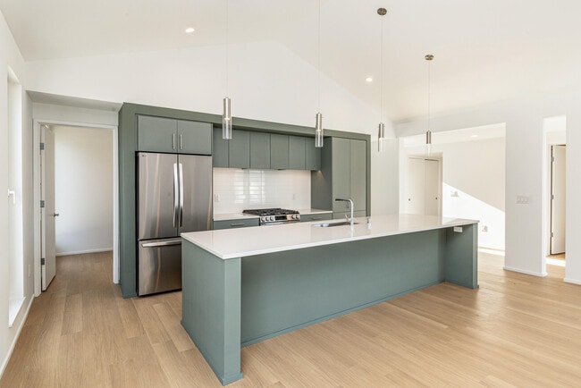 Photo - 1170 Harmony Ct