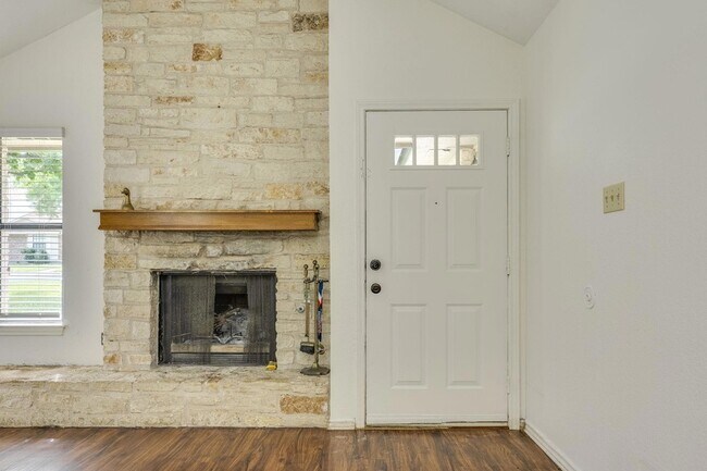 Photo - 16041 Stoneham Cir