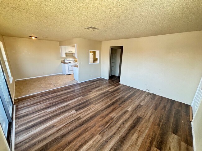 Photo - 6991 Kepler Dr Unidad 1