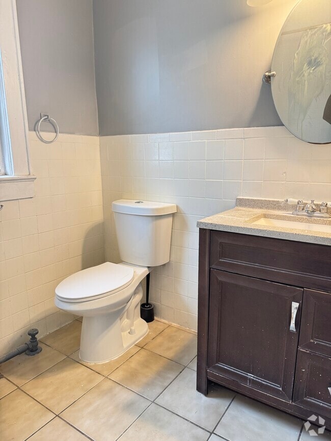 Building Photo - 75 Atlantic St Unit 2 Rental