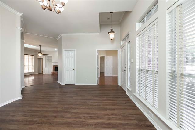 Photo - 2444 Elm Leaf Ln