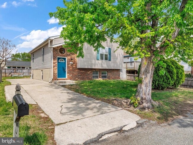 Photo - 752 225th St Apartment Unit 752