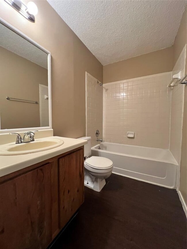 Photo - 9706 Eastwend Dr