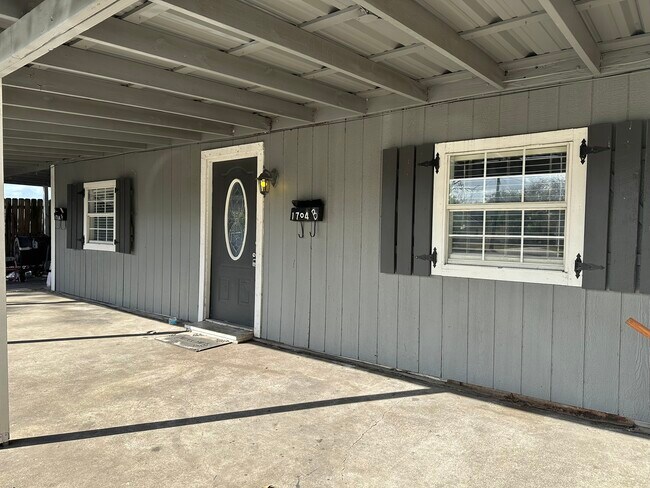1704 Avondale St Unidad B