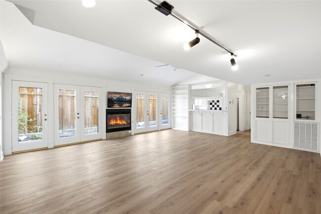 Photo - 2501 Driscoll St