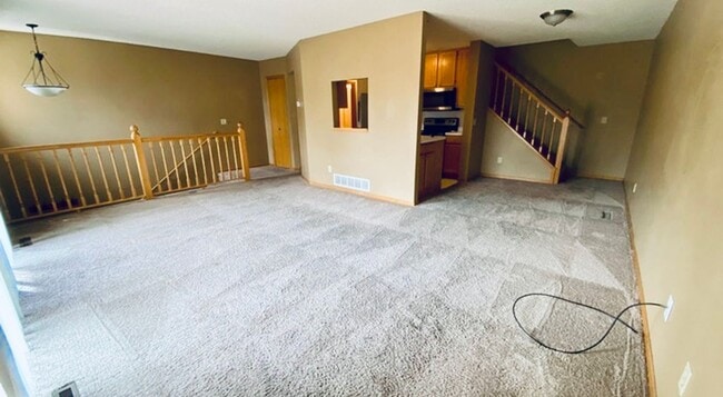 Photo - Spacious 2-Bedroom, 2.5 Bathroom, Tri-Leve...