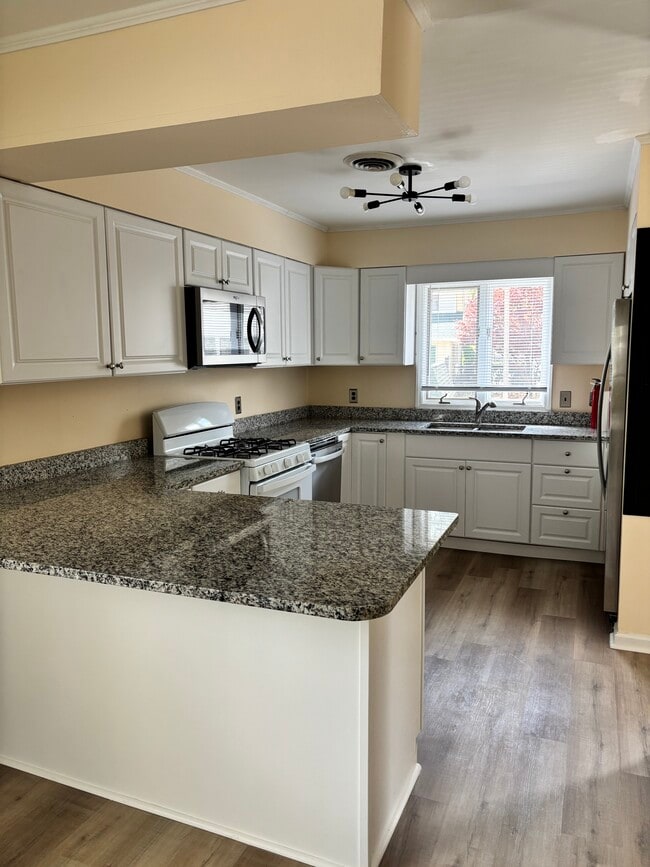 Photo - 181 N Britton Creek Ct