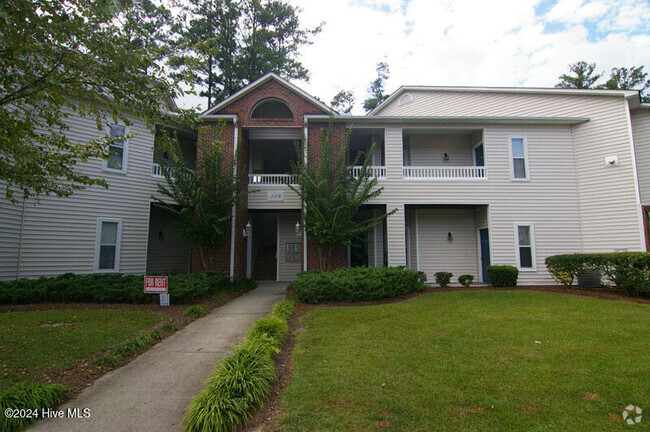 Building Photo - 1109 Turtle Creek Rd Unit F Rental