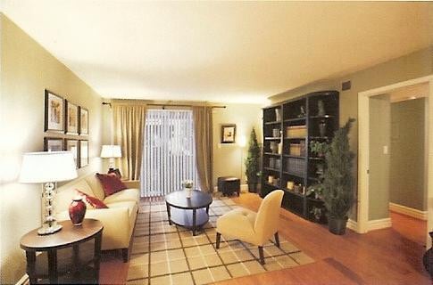 Building Photo - 3825 E Camelback Rd Unit 144