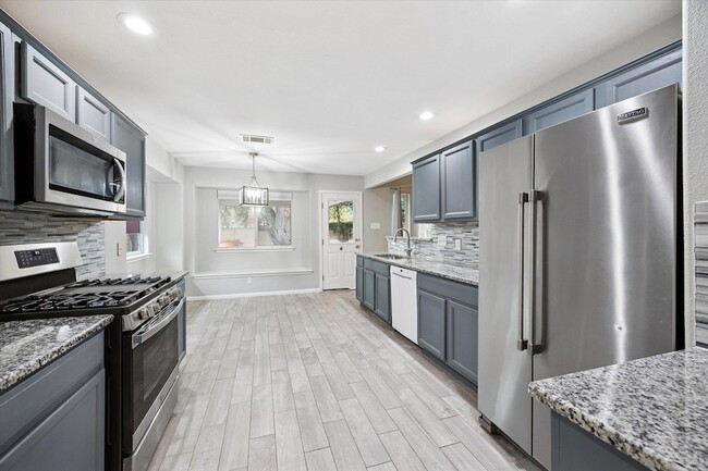 Photo - 101 Muscovy Ln